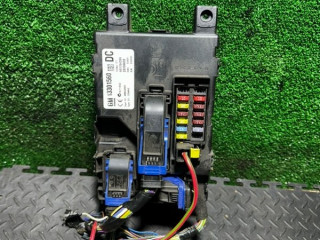 блок предохранителей Opel Corsa D 2008, 13301560