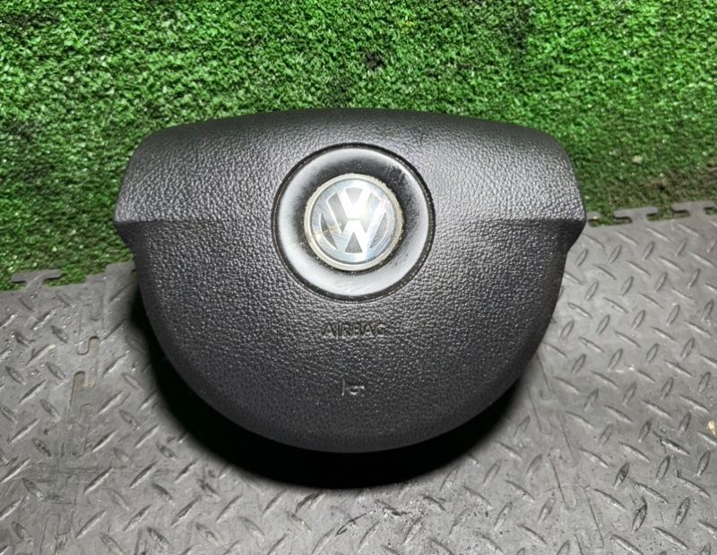 подушка безопасности водителя Volkswagen Passat B6 2007, 3C0880201AH - фото №1