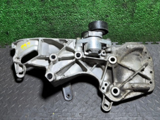 кронштейн генератора Renault Scenic 2 поколение 2004, 1.6 л., 8200169566