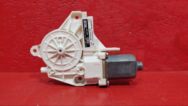 моторчик стеклоподъемника Audi A3 8P 2005, 2.0 л., BKD, дизель, 8P0959802E - фото №1