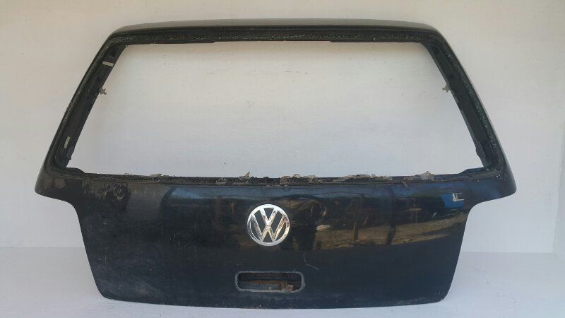 крышка багажника (дверь 3-5) Volkswagen Golf 4 поколение 2003, 1.4 л., BCA, бензин - фото №1