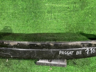 усилитель бампера переднего Volkswagen Passat B5 1999
