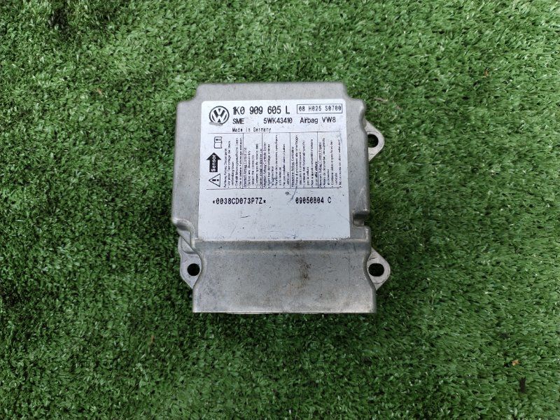 блок AirBag Skoda Octavia 2 поколение (A5) 2005, 1.9 л., дизель, 1K0909605L - фото №1