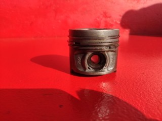 поршень Nissan Qashqai 1 поколение J10 2008, 1.5 л., K9K, дизель, 1201000Q02, 1210000QAJ