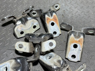 петля двери Hyundai Santa Fe 2 поколение (CM) 2008, 2.2 л.