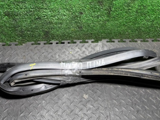 уплотнитель двери Toyota Prius 2 поколение XW20 [рестайлинг] 2007, 1.5 л.