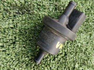 клапан вентиляции топливного бака Volkswagen Golf 4 поколение 2002, 1.6 л., 1C0906517A, 280142353