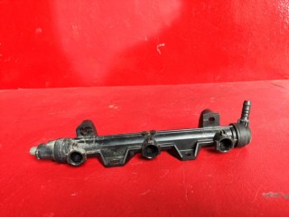 топливная рампа Volkswagen Polo 5 поколение 2011, 1.2 л., CGPB, бензин, 03E133320A