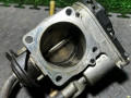 заслонка дроссельная Volkswagen Golf 4 поколение 1999, 06A133064 - фото №3