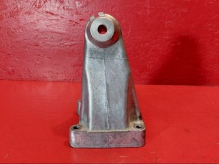 кронштейн двигателя Mercedes-Benz E-Класс W211/S211 W211 2005, 2712230804