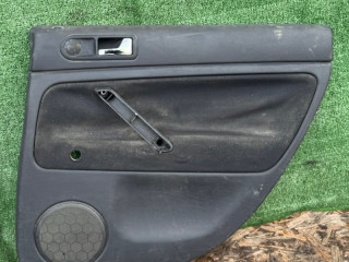 обшивка двери задняя правая Volkswagen Passat B5 1998, 3B5867212