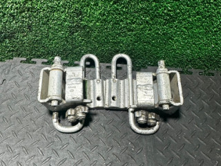 петля двери Volkswagen Passat B5 2001