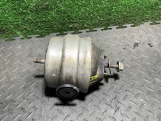 подушка крепления двигателя Audi A4 B6 2004, 1.9 л., 8E0199379