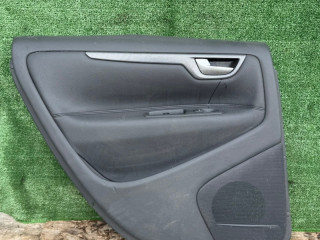 обшивка двери задняя левая Volvo V70 2 поколение 2004, 2.4 л., 39990919