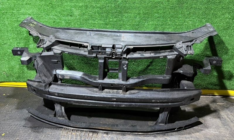 передняя панель крепления облицовки (телевизор) Volkswagen Passat B6 2006, 1.9 л., 3C0010409J - фото №1