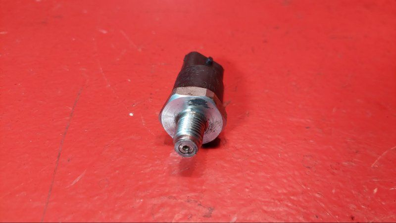 Клапан ТНВД Land Rover Freelander 1 поколение 2002, 2.0 л., 20T2N, дизель, 281002475 - фото №1