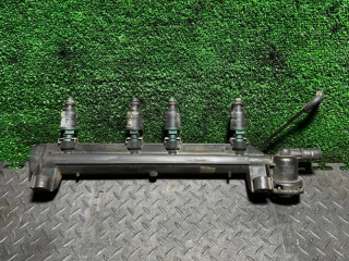топливная рампа Volkswagen Golf 4 поколение 1999, 06A133317A