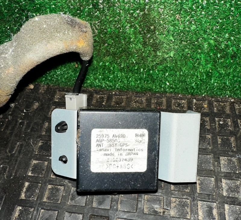 усилитель антенны Nissan Primera P12 2004, 25975AV620 - фото №1