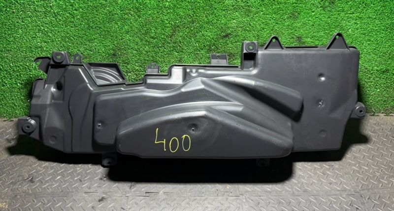 сабвуфер Audi A6 4F/C6 2006, 2.0 л., 4F0035381B - фото №1
