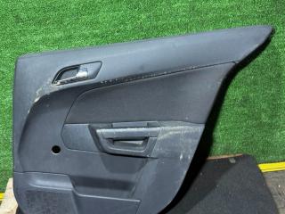 обшивка двери задняя правая Opel Astra H 2006, 13153892