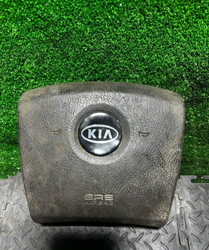 подушка безопасности водителя Kia Sorento 1 поколение 2004, 2.5 л., 569103E010CQ - фото №1