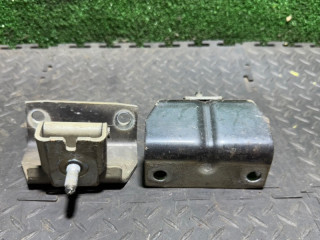петля крышки багажника Peugeot 307 1 поколение 2004