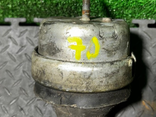 подушка крепления двигателя Volkswagen Passat B5 2001, 9D0199382M