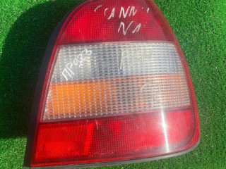 фонарь задний правый Nissan Sunny B12 1991, 22063324
