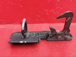 замок капота Volkswagen Golf 5 поколение 2007, 1K0823480