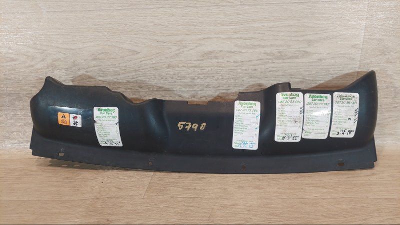 комплект декоративных накладок (дерева) салона Ford Focus 2 поколение 2008, 1.6 л., HHDA, дизель, 8M5116613AA - фото №1