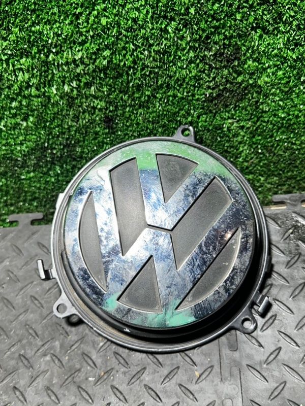 ручка открывания багажника Volkswagen Passat B6 2006, 1K0827469E - фото №1