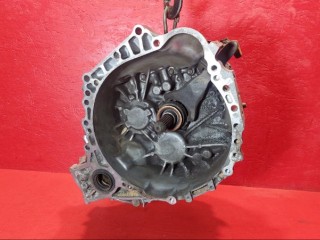 КПП механическая (МКПП) Toyota Avensis 3 поколение (T270) 2011, 2.0 л., 1AD-FTV, дизель, 3030020A20