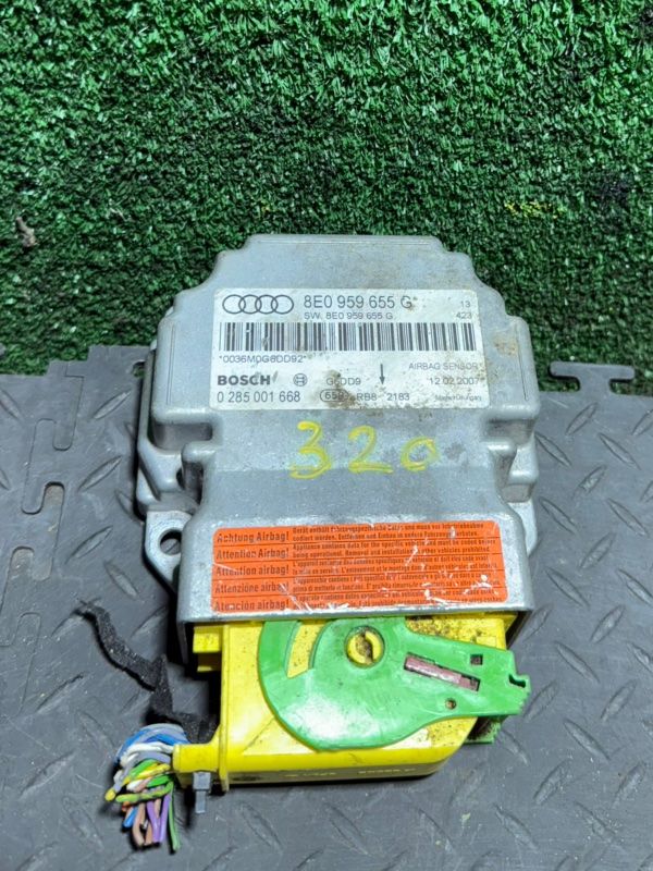 блок AirBag Audi A4 B6 2003, 8E0959655G - фото №1