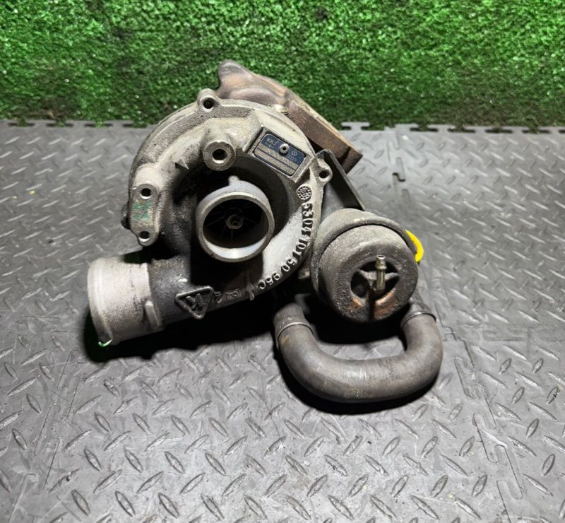 турбина Audi A4 B6 2004, 1.8 л., 058145703J - фото №1