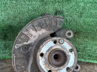 кулак поворотный правый Mercedes-Benz Vito W638 1998, 2.2 л.