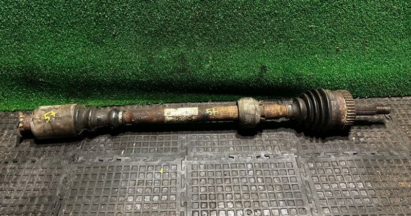 полуось передняя правая (приводной вал, ШРУС) Toyota Avensis 2 поколение (T250) 2006, A02317004 - фото №1