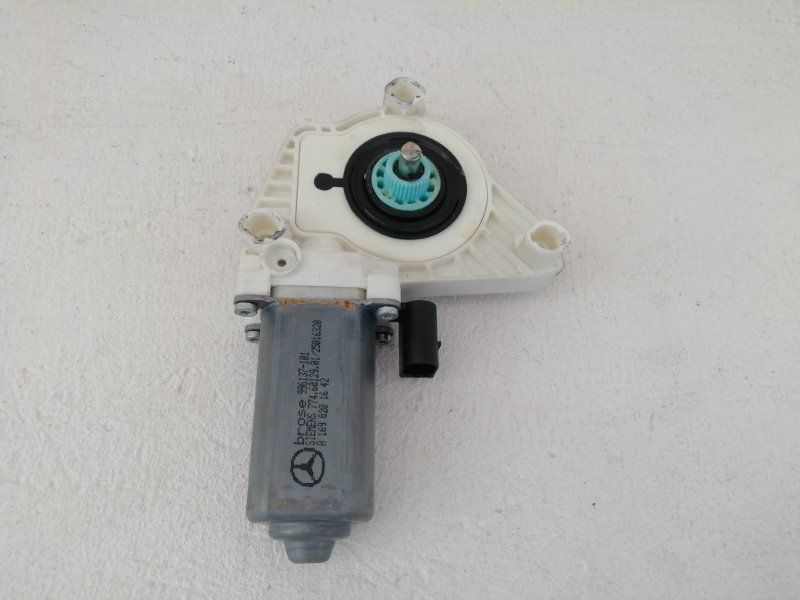 моторчик стеклоподъемника Mercedes-Benz B-Класс W245 2006, OM266.920, 1698201642 - фото №1
