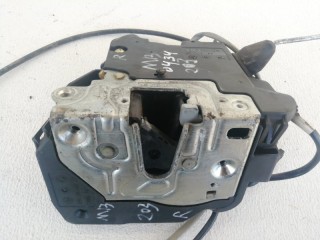замок двери Mercedes-Benz C-Класс W203/S203/CL203 [рестайлинг] W203 2006, OM646, 2037200235