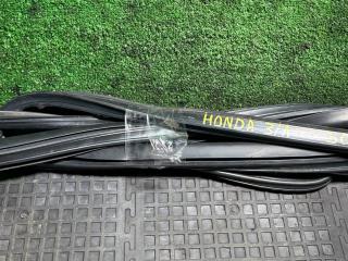 уплотнитель двери Honda HR-V 1 поколение [рестайлинг] 2001