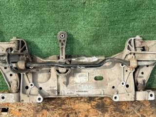 балка подвески передняя (подрамник) Volkswagen Golf 5 поколение 2006, 1K0199369G