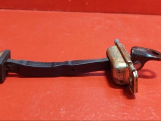 ограничитель открывания двери Hyundai Tucson 1 поколение 2006, 2.0 л., D4EA, дизель, 95E05, 7