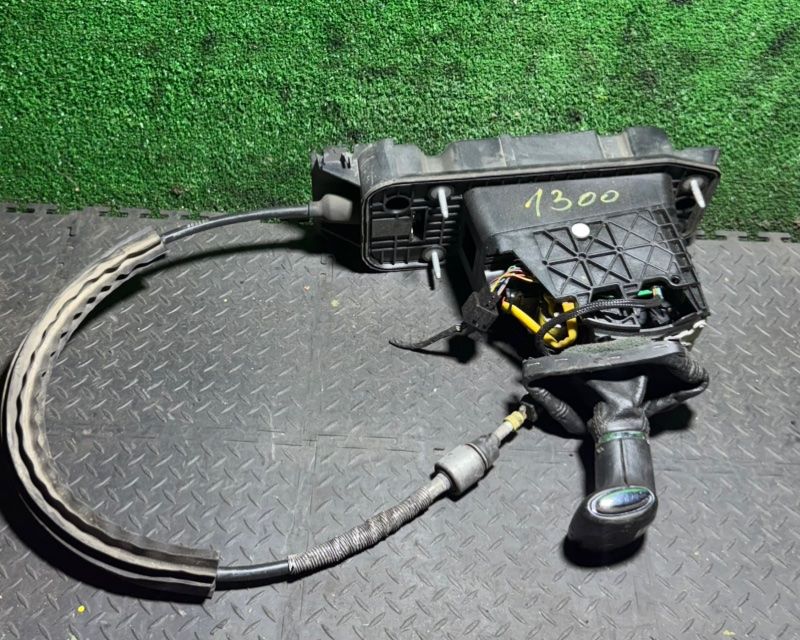 кулиса Volkswagen Passat B6 2006, 3C2713025H - фото №1