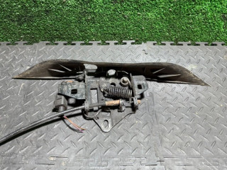замок капота Volkswagen Passat B5 [рестайлинг] 2002, 3B0823603C