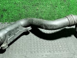патрубок интеркулера Volkswagen Golf 5 поколение 2004, 1K0145762P