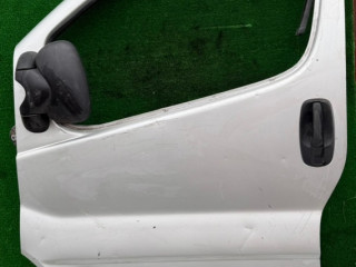 дверь передняя левая Renault Trafic 2 поколение 2005
