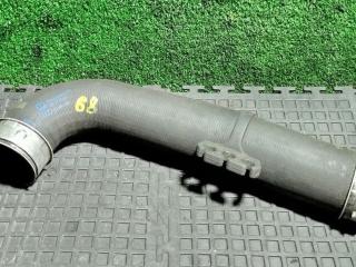 патрубок интеркулера Volkswagen Golf 5 поколение 2004, 1K0145838N