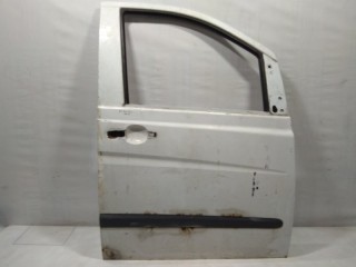 дверь Mercedes-Benz Vito W639 2005, OM646