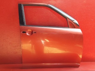 дверь передняя правая Suzuki Swift 3 поколение 2005, 6800163J01