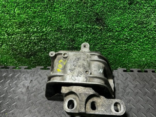 подушка крепления двигателя Volkswagen Golf 4 поколение 2006, 1.9 л., 1K0199262