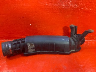 патрубок интеркулера Mercedes-Benz E-Класс W211/S211 W211 2005, 2710901937